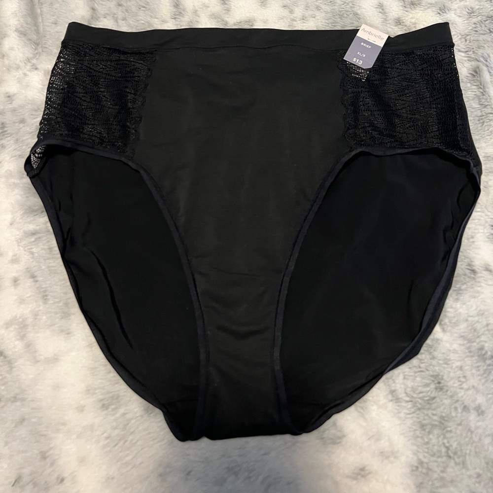 Ambrielle black Panty